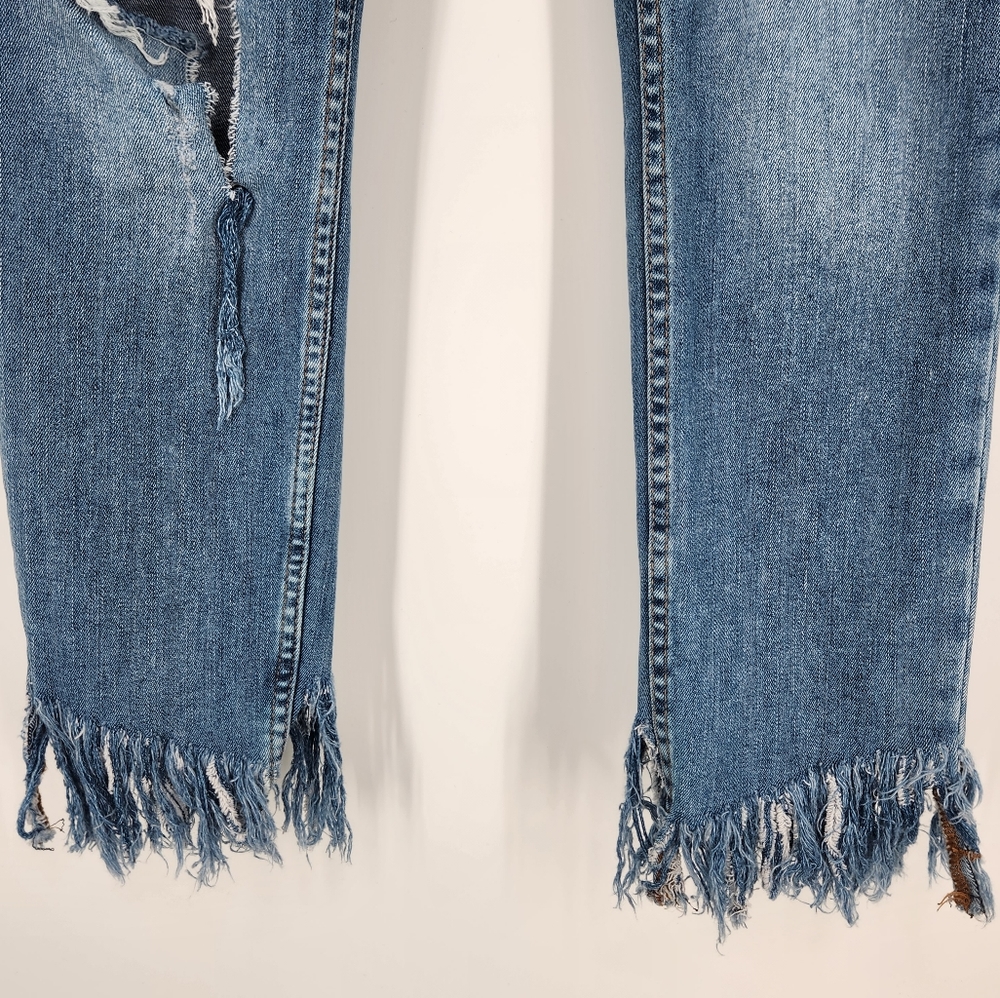 Free People We the Free High Rise Ripped Cropped Skinny Jean Fringe Hem 28 - Picture 8 of 14